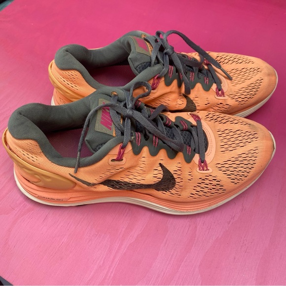 Women’s Nike Lunarglide 5 Size 9.5, Coral Athletic Shoes, Running Training Shoes - Picture 2 of 15